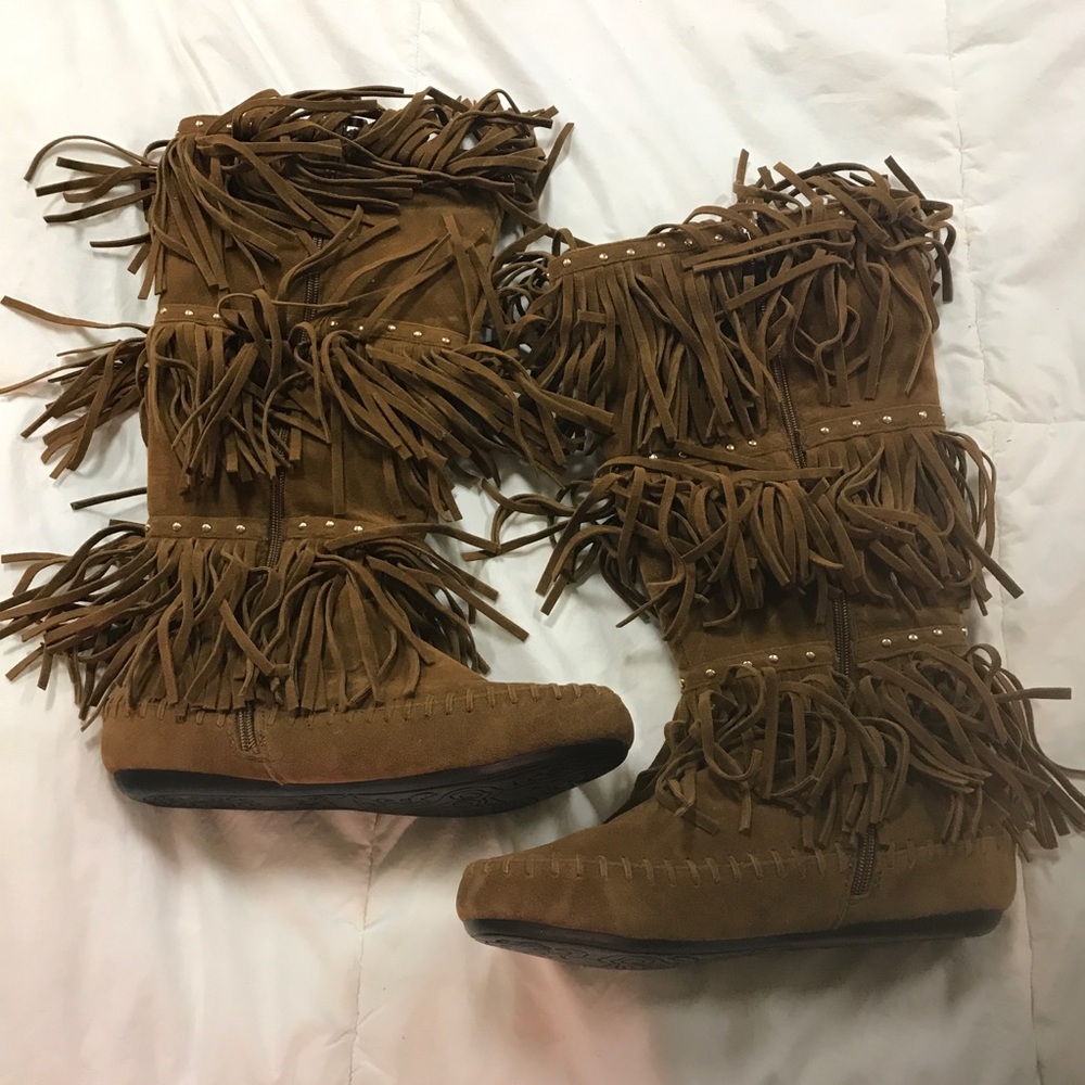 Brown fringed boots